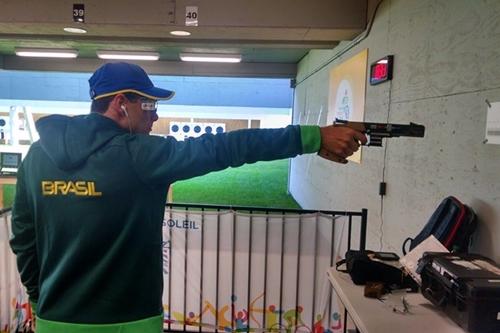 Emerson Duarte é um dos medalhistas brasileiros no Pan de Toronto que estarão competindo no Azerbaijão / Foto: Miguel de Freitas / CBTE